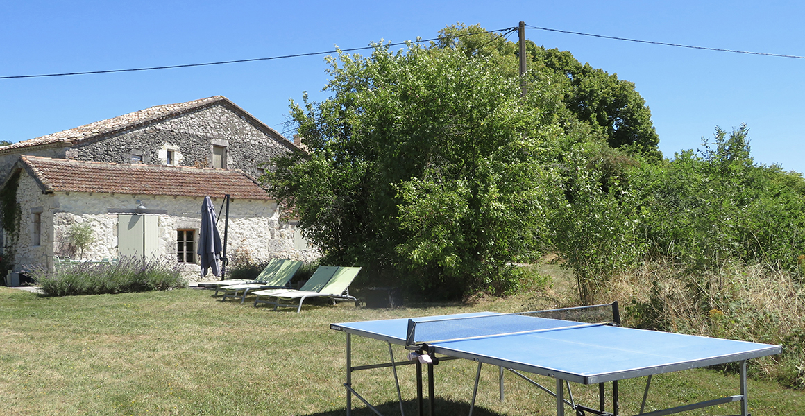 Garden, table tennis and terrace