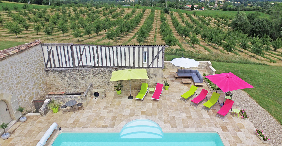 Pool, pool terrace and views over farmland 