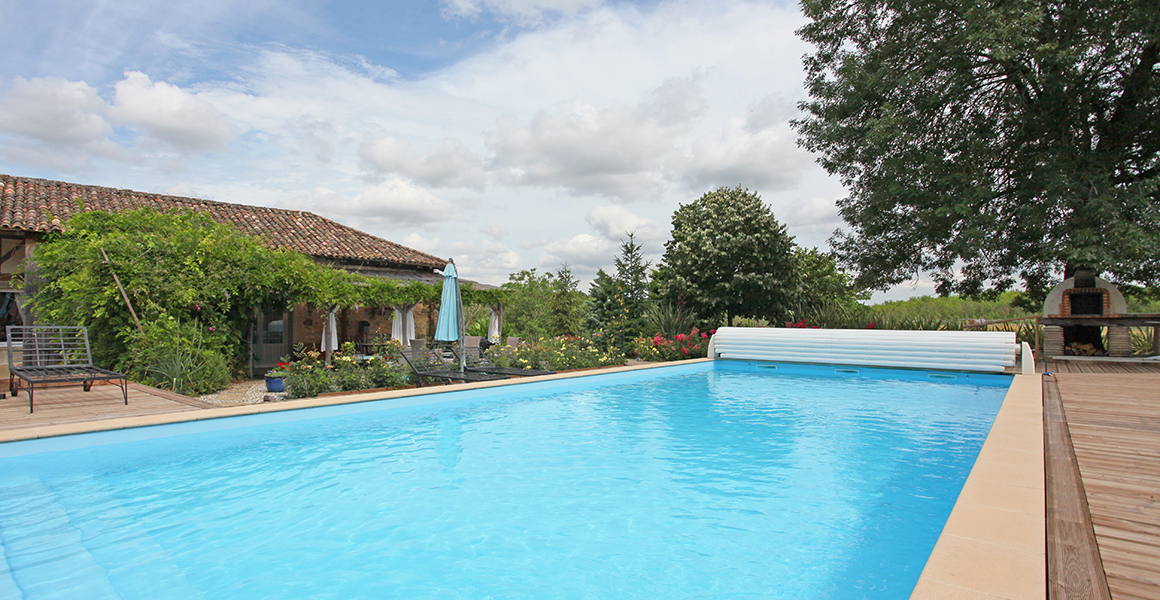 Looking towards the pizza oven at the far end of the pool