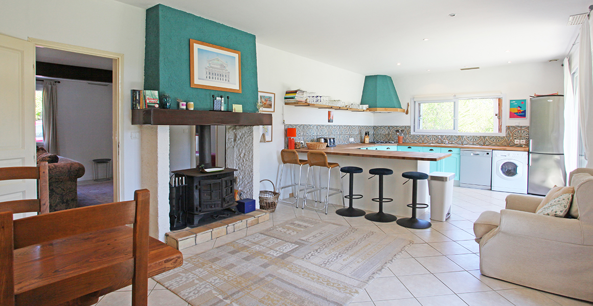 Open plan dining room/kitchen