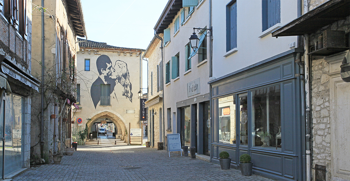 The bastide town of Eymet