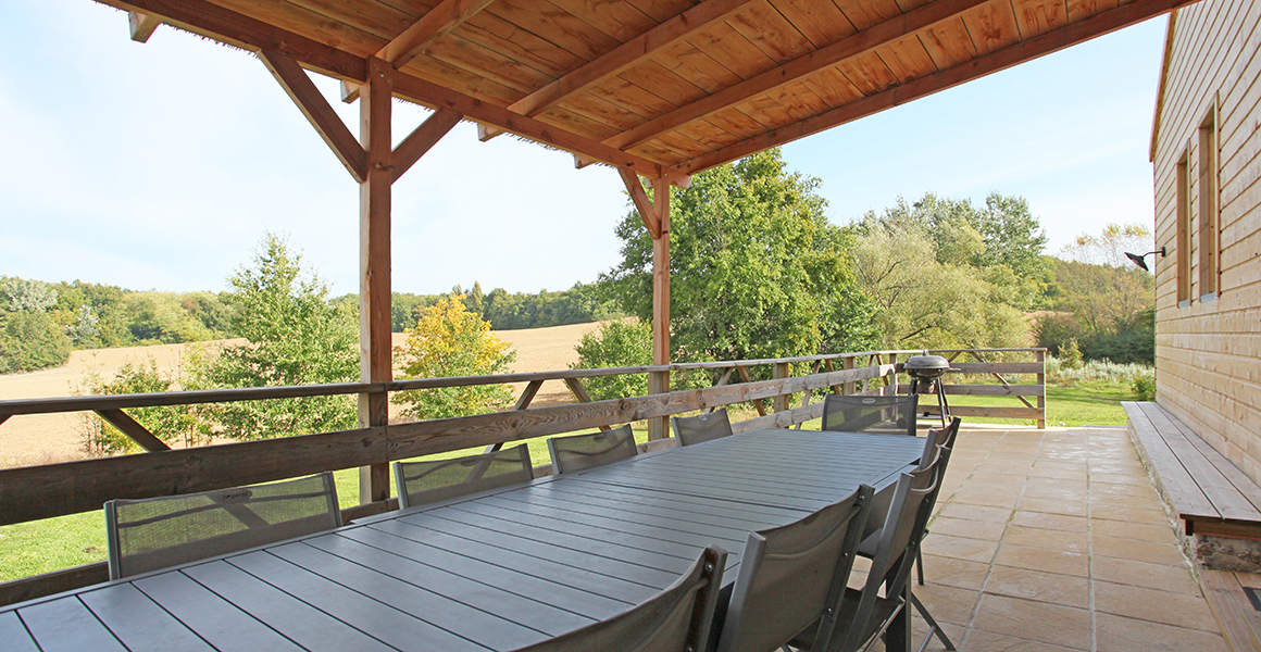 Grand Galicia covered terrace