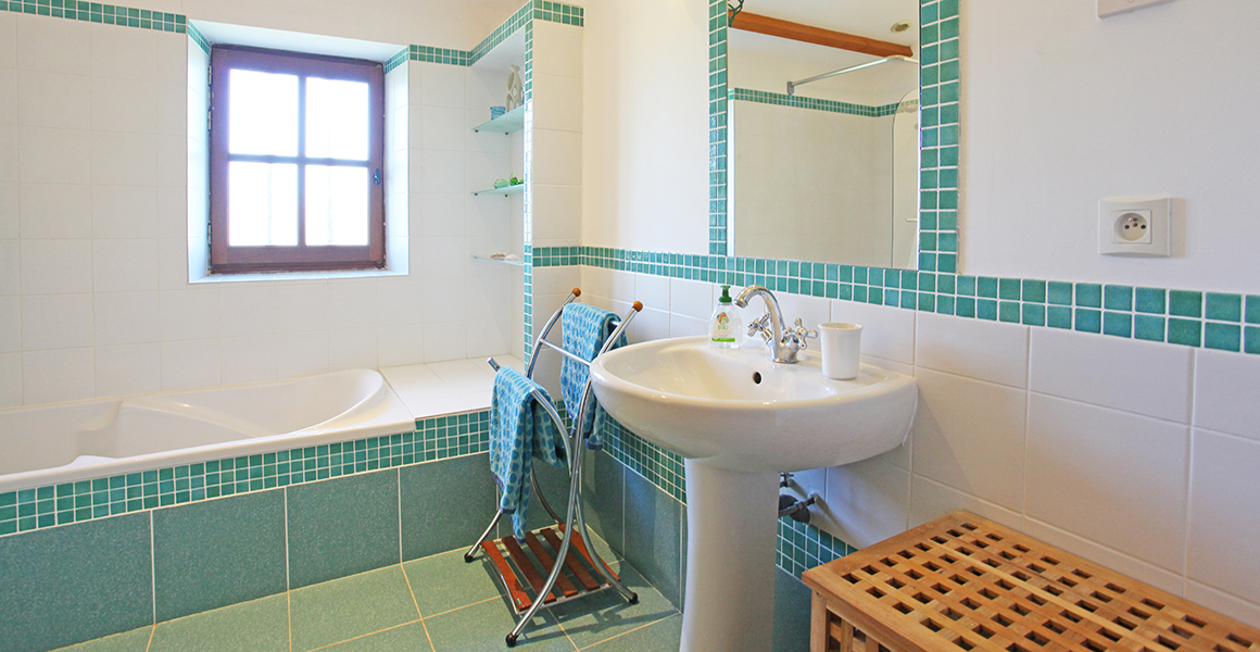 Family bathroom, there's also a ground floor shower room/WC adjacent to the pool