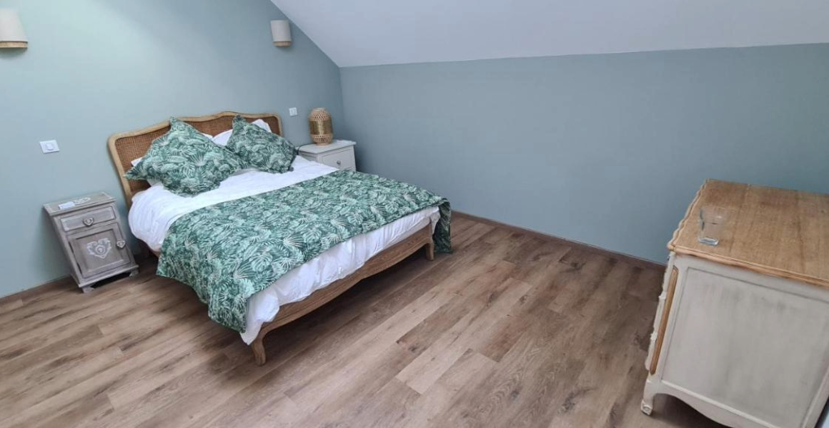 King bed 1