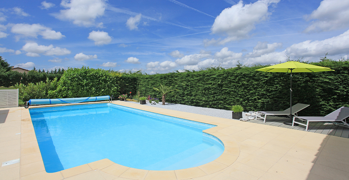 The 10x5m pool at Les Couroux