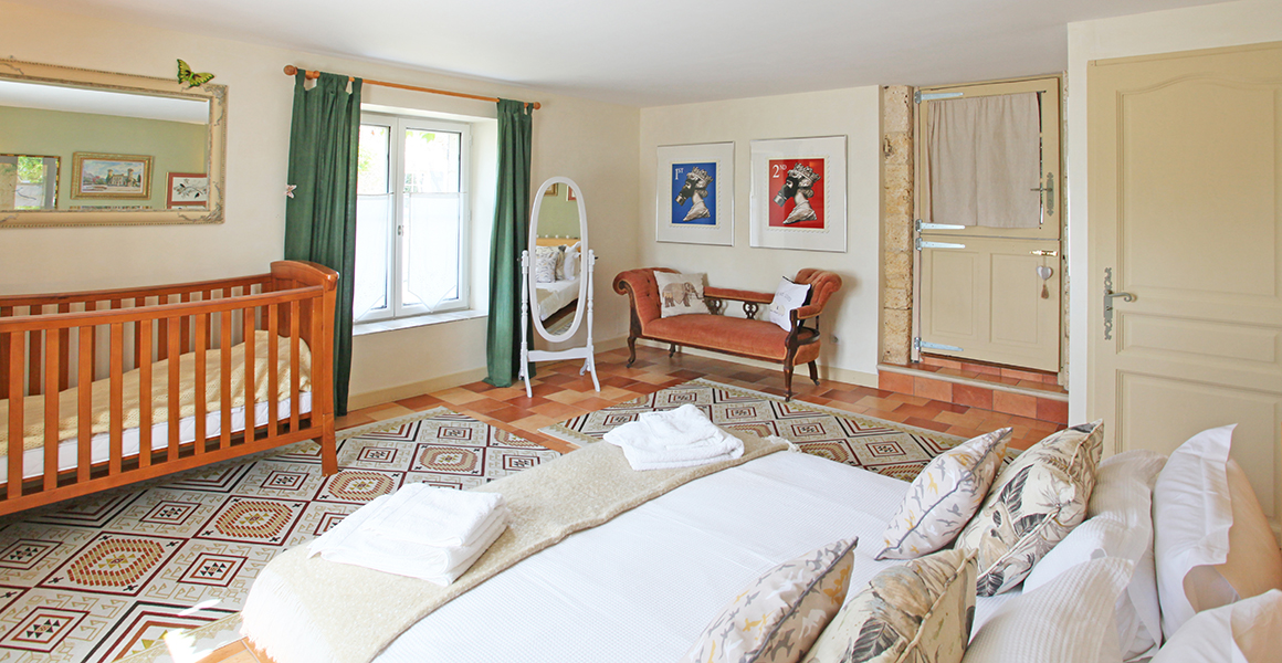 Large gite ground floor bedroom