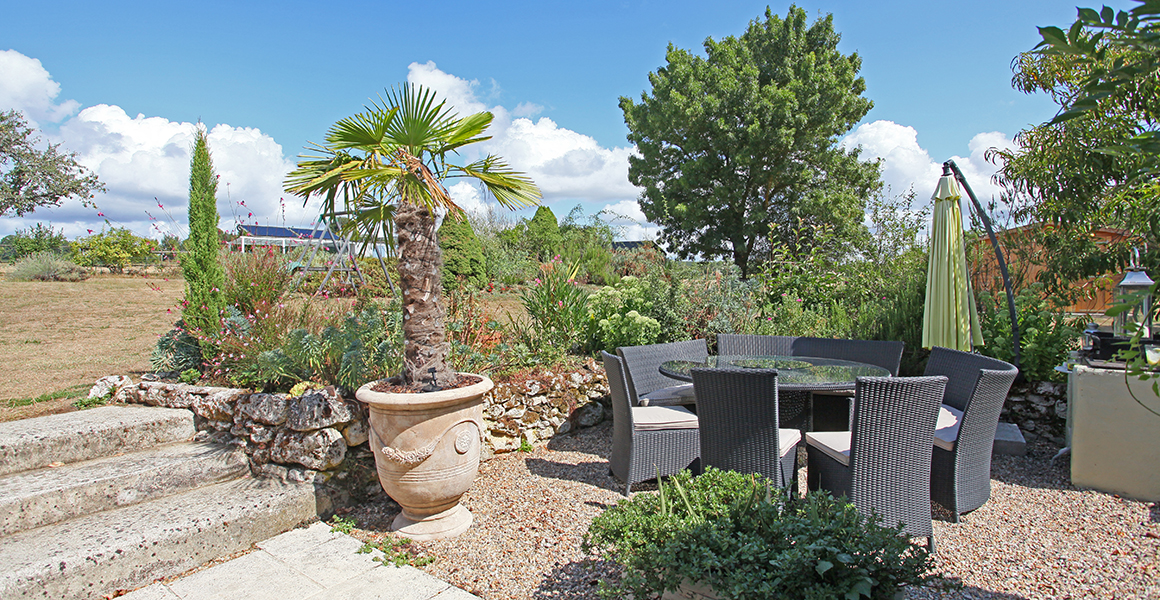 Large gite private terrace