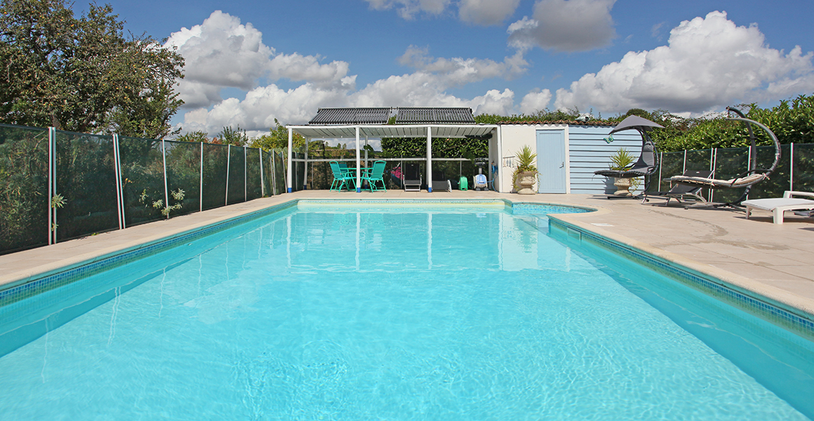 The 10m x 5m heated salt water pool