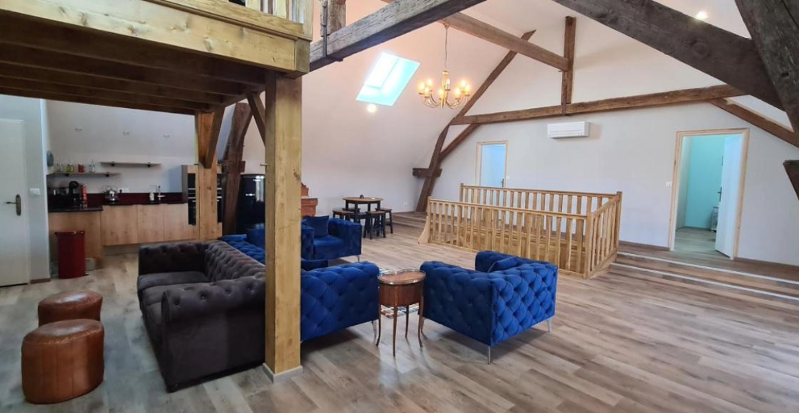 Open plan living 1