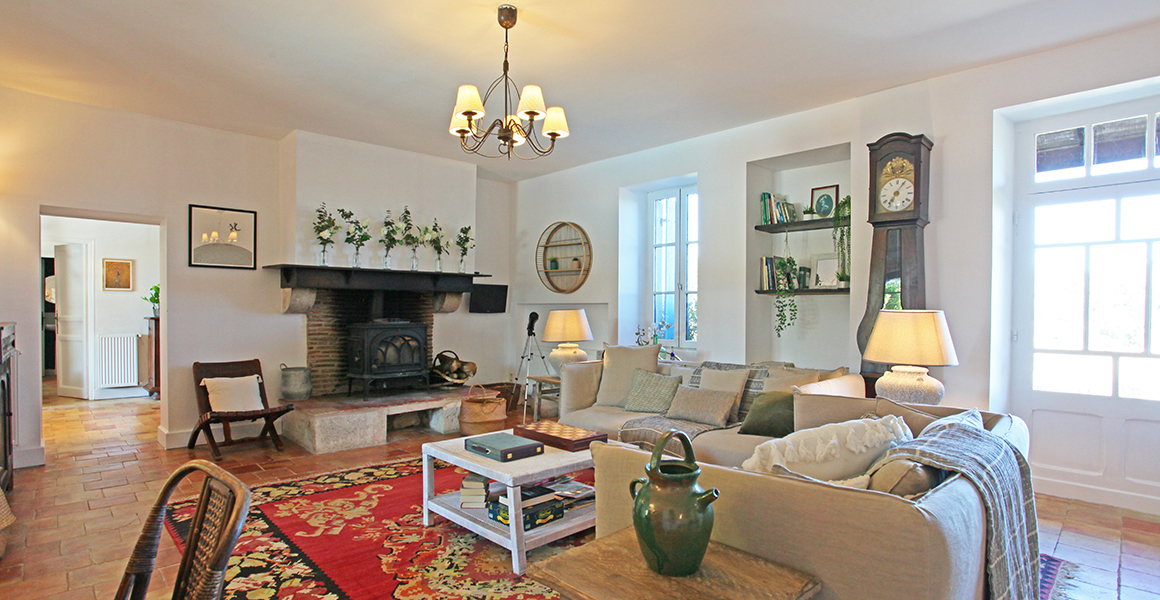 Farmhouse sitting room